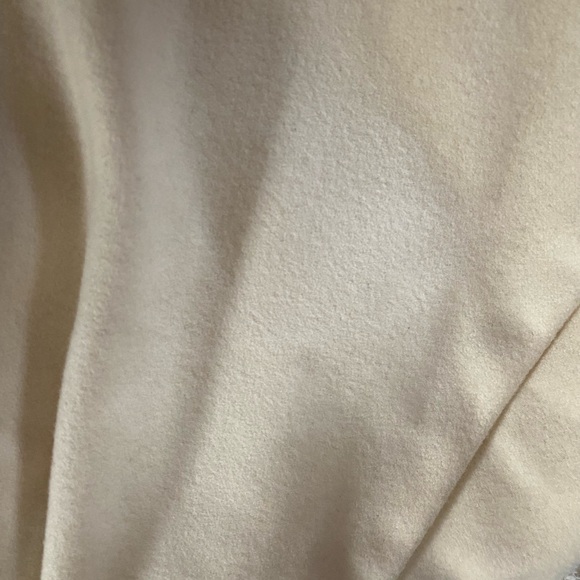 Designed in Paris- Winter White Skirt - Picture 8 of 9